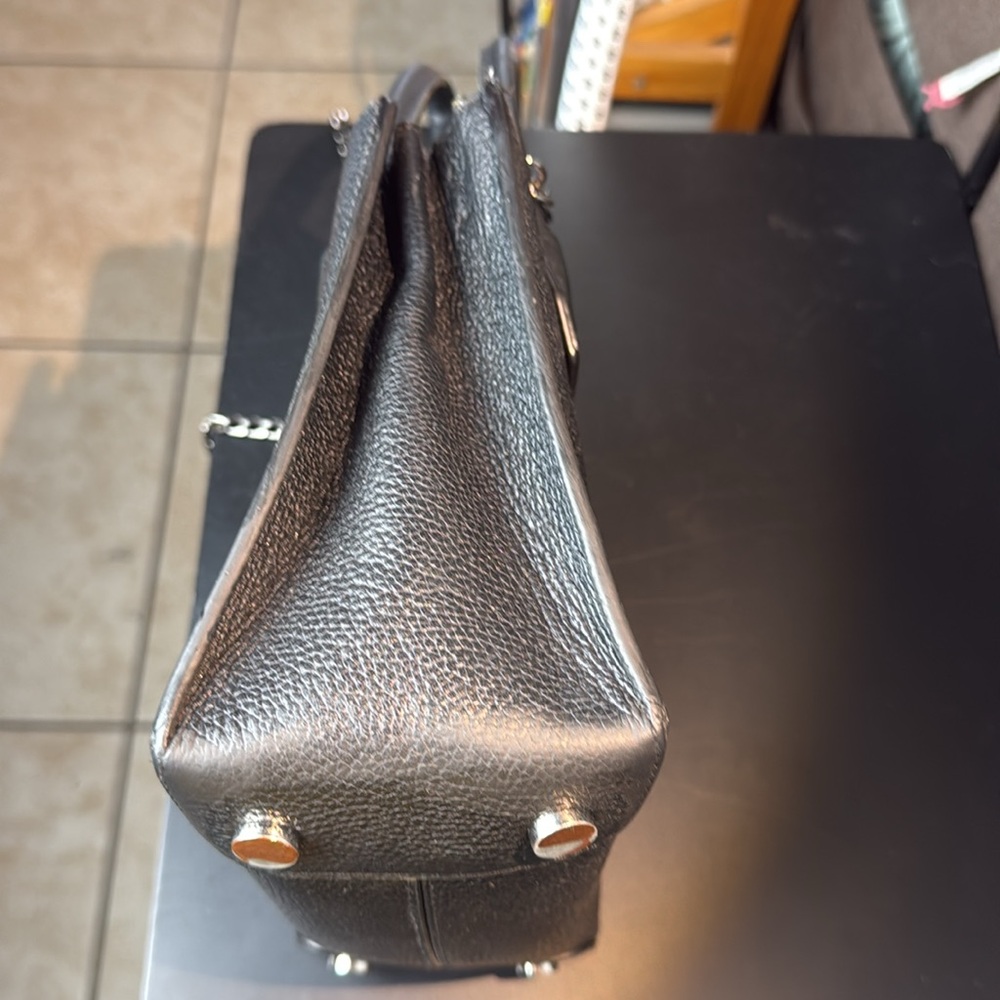 MICHAEL MICHAEL KORS
Extra-Small Leather Crossbody Bag - Picture 5 of 12